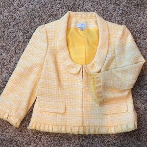 Yellow blazer